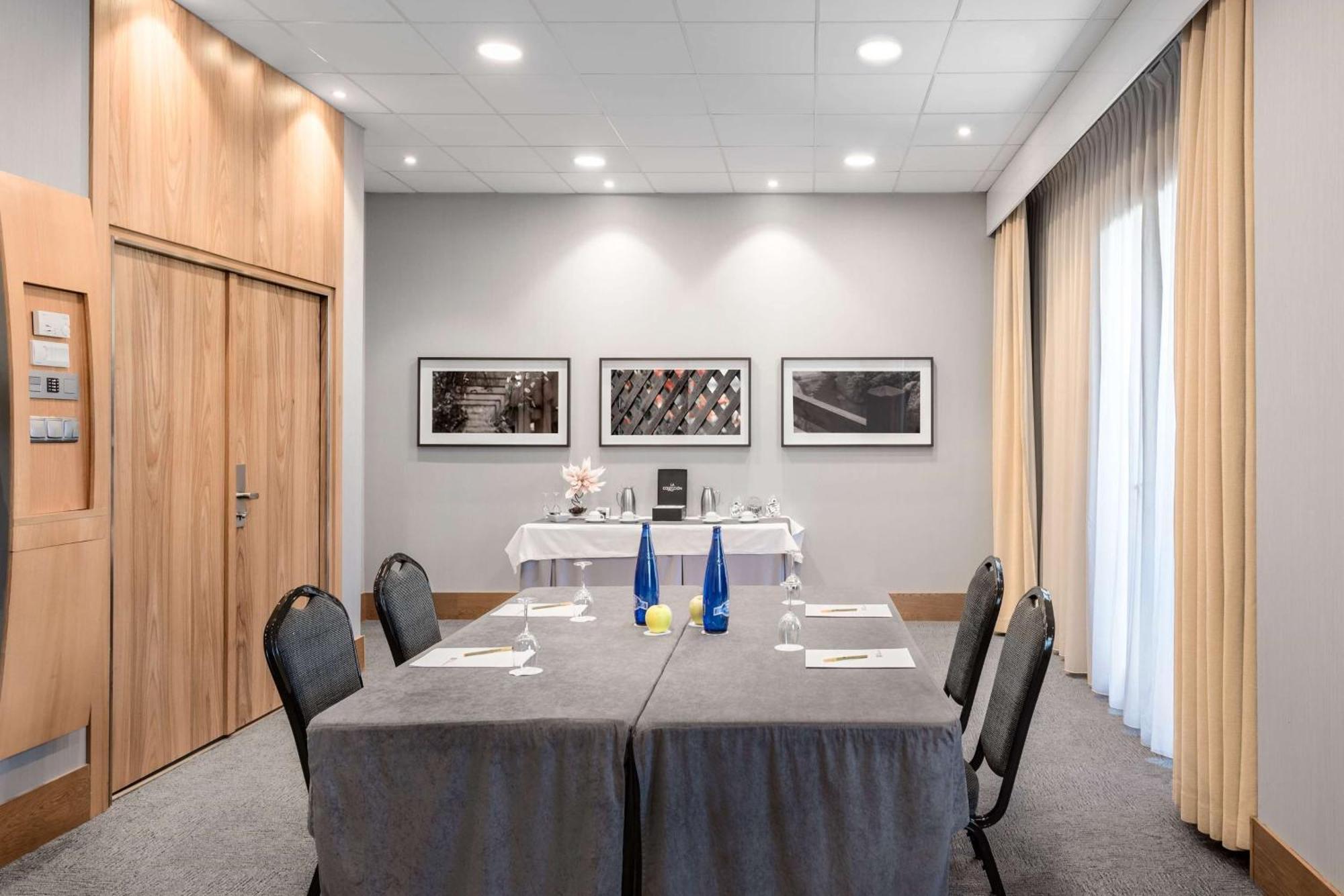 Hilton Garden Inn Малага Екстериор снимка