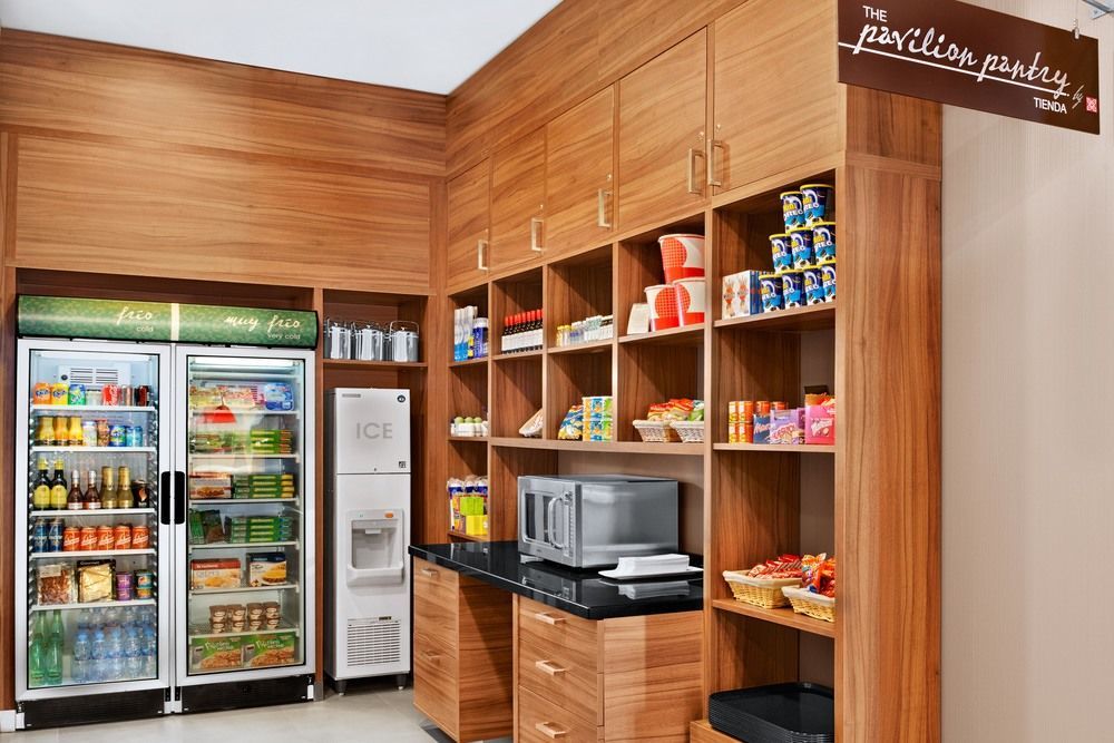 Hilton Garden Inn Малага Екстериор снимка